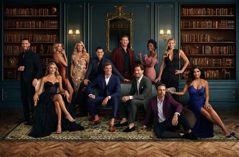 southern charms pic|See Southern Charm Season 10 Cast Photos, Bios & Drama。